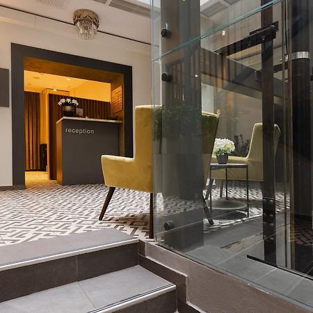 בראשוב Hotel Atria מראה חיצוני תמונה